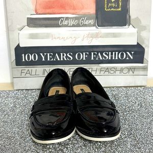 Forever 21 Black Patton Leather Penny Loafers with white heel Size 7
